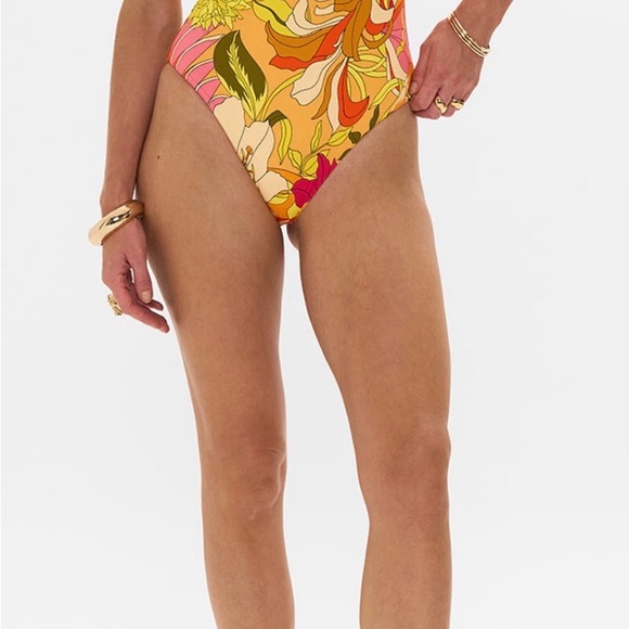 Camilla Multicolor Floral One Piece Swimsuit Size Medium - Picture 6 of 16